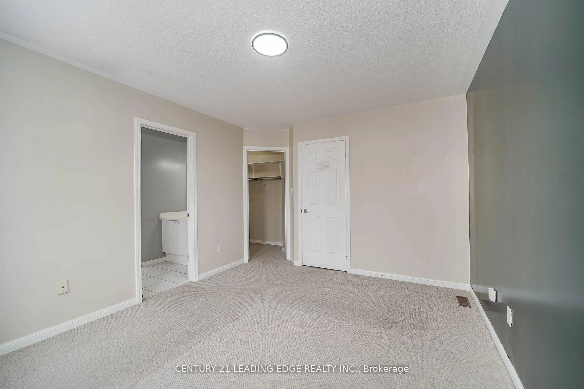 Photo 36 of Unit Upper, 58 Regatta Crescent, Whitby, Port Whitby — HOMEH
