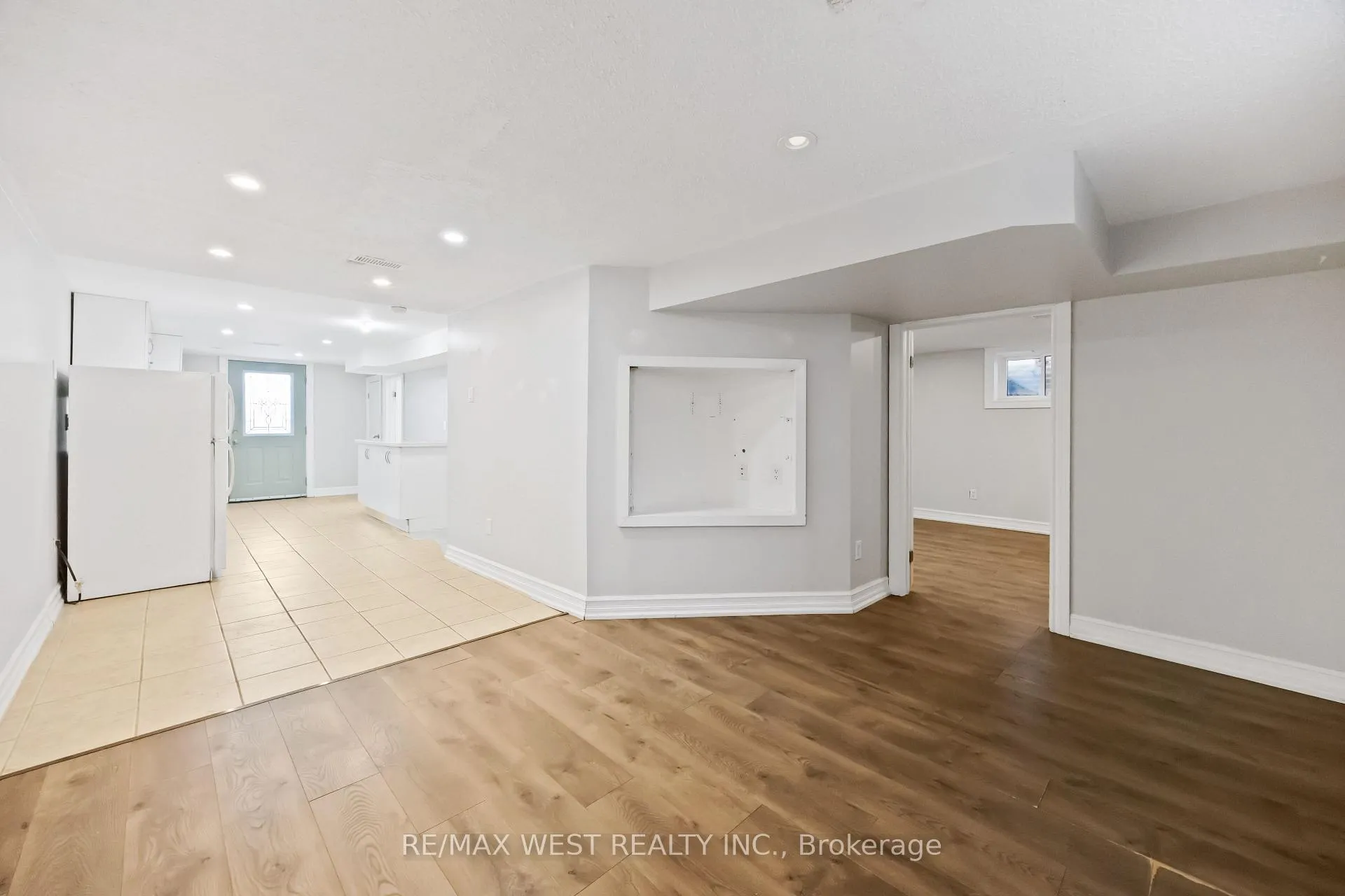 Photo 17 of Unit Lower Level, 2440 King Road, King, King City — HOMEH