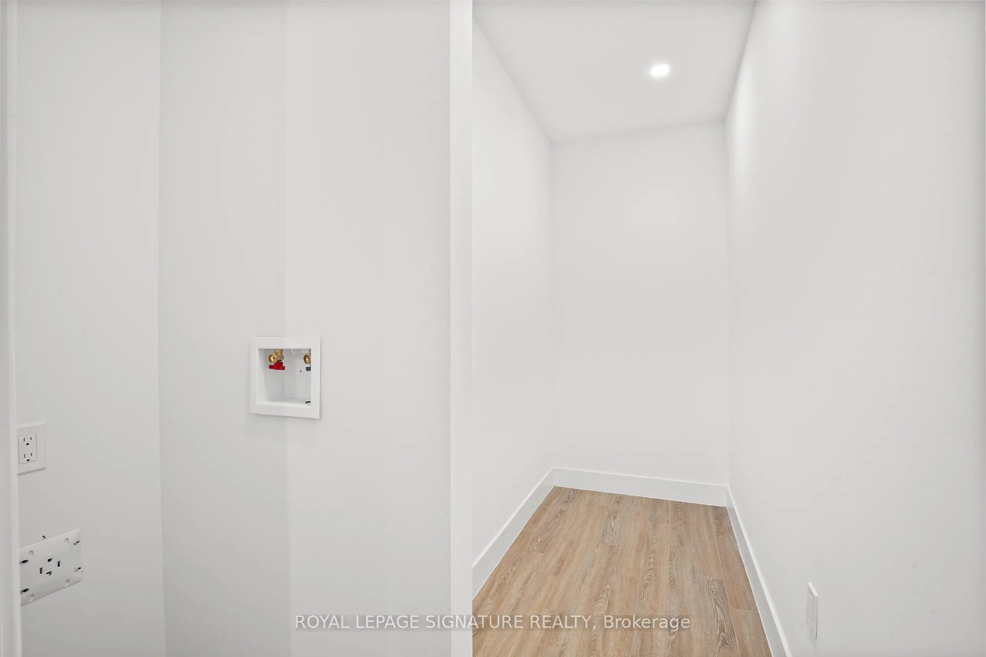 Photo 10 of Unit Bsmt, 1 Heydon Park Road, Toronto, Little Portugal — HOMEH