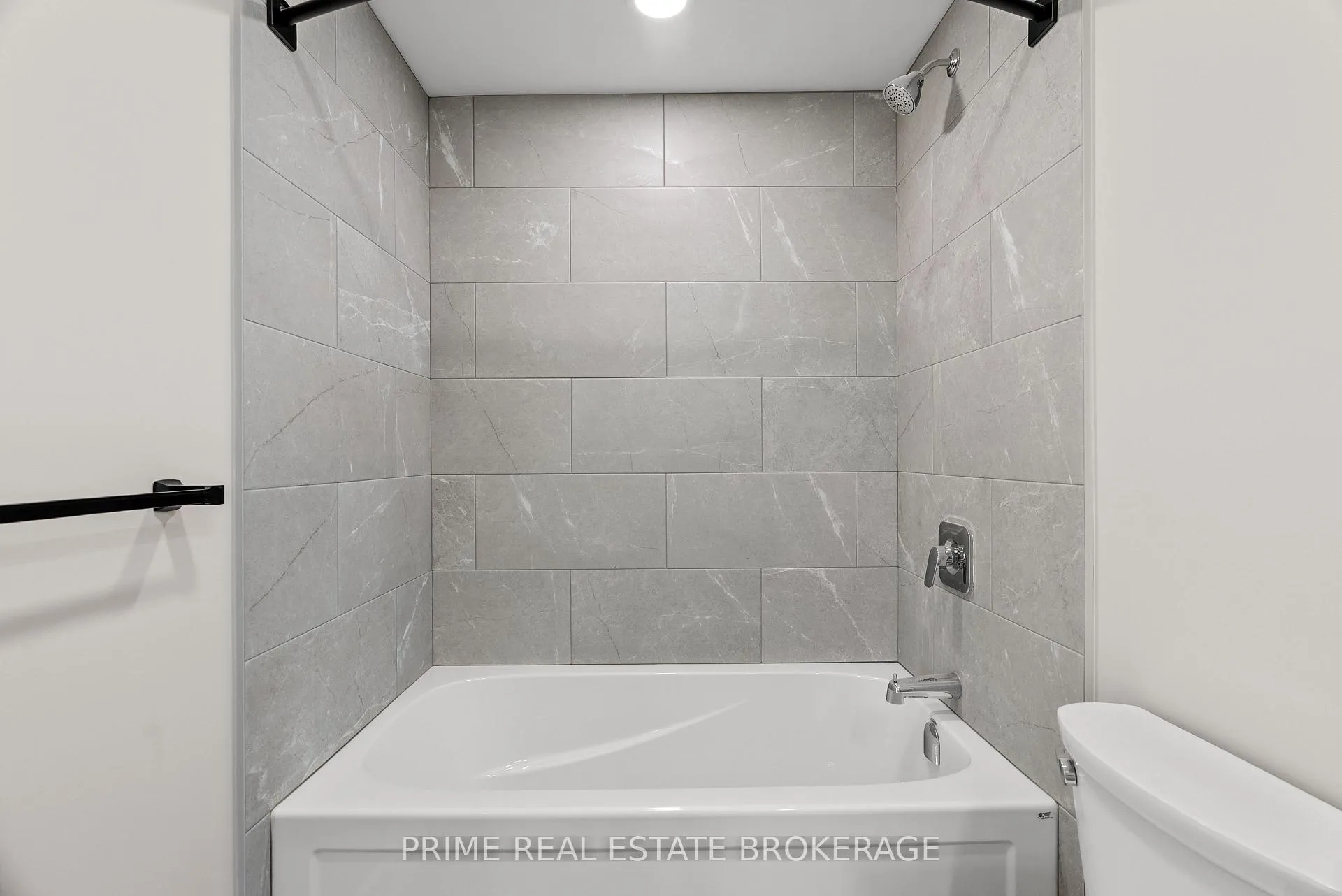 Photo 15 of Unit 201A, 13 Moonlight Court, Central Huron, Clinton — HOMEH