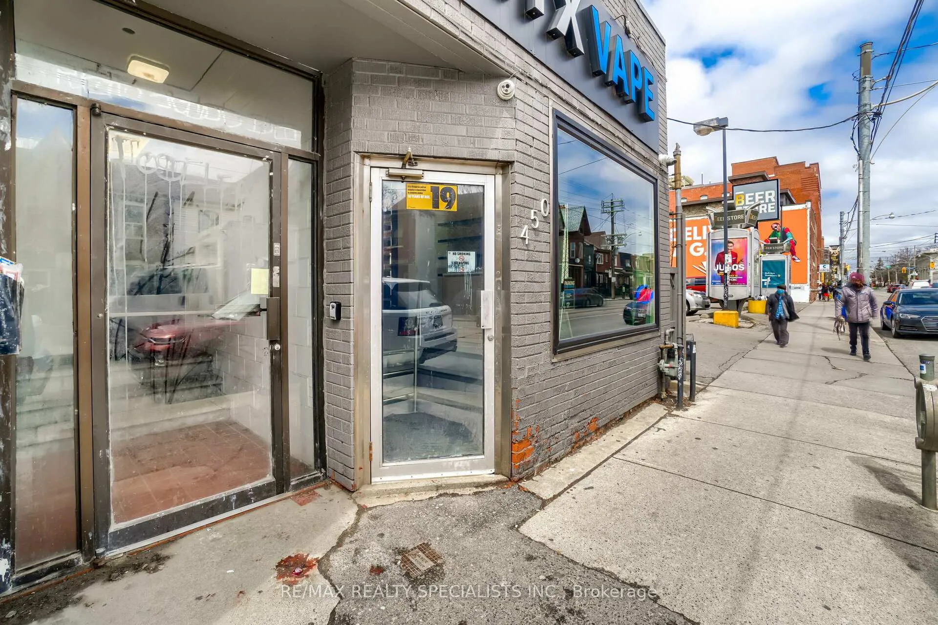 Photo 7 of Unit B2, 450 Bathurst Street, Toronto, Trinity-Bellwoods — HOMEH