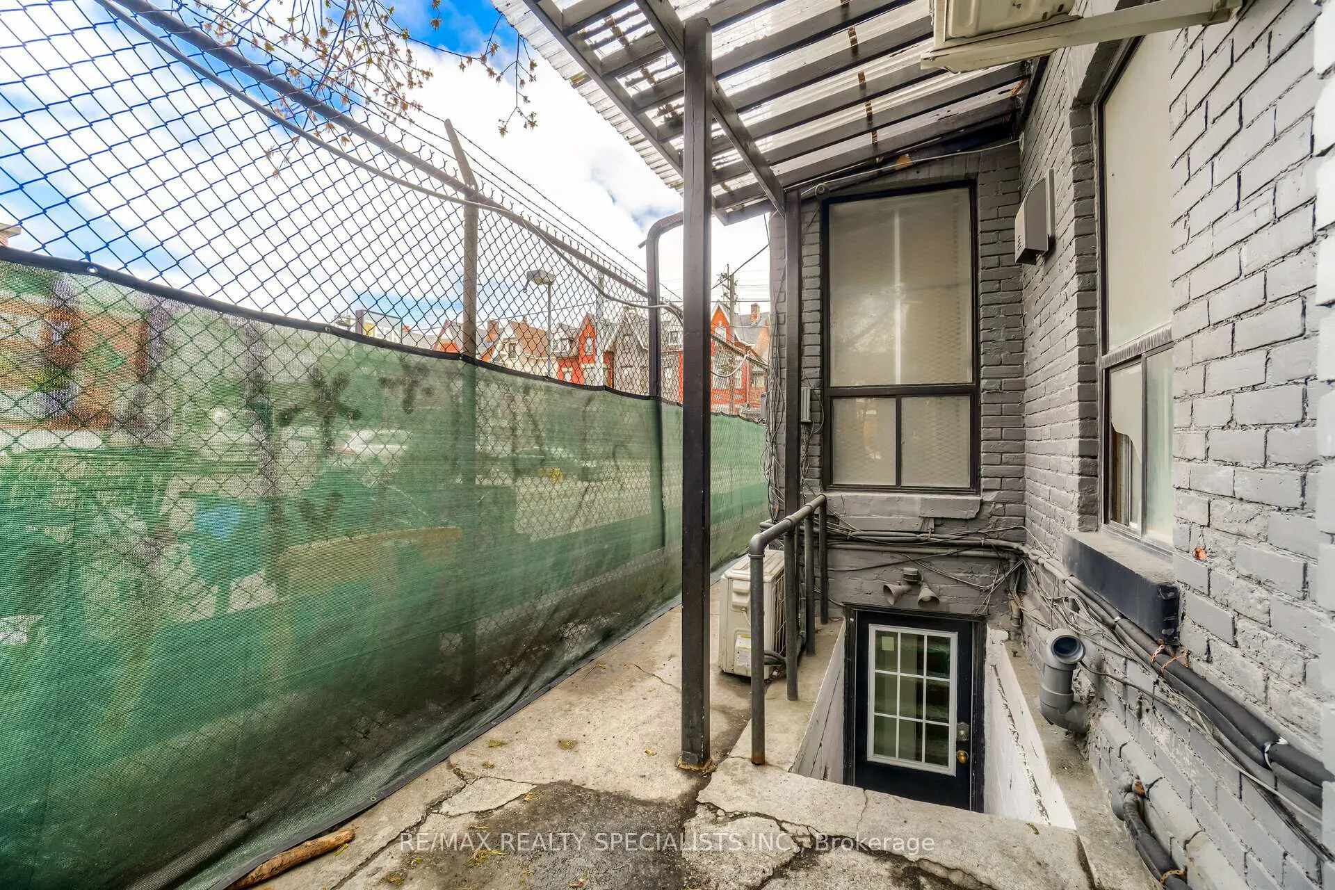 Photo 23 of Unit B2, 450 Bathurst Street, Toronto, Trinity-Bellwoods — HOMEH