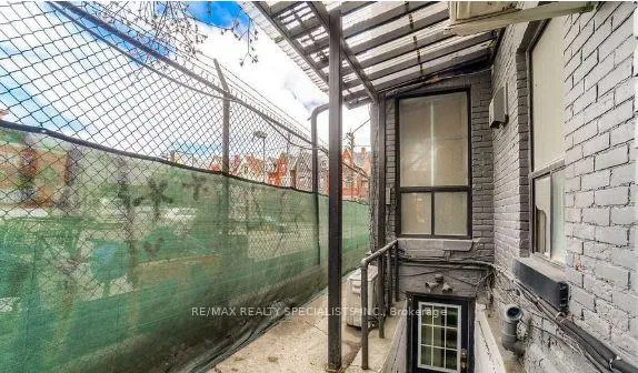 Photo 32 of Unit B2, 450 Bathurst Street, Toronto, Trinity-Bellwoods — HOMEH