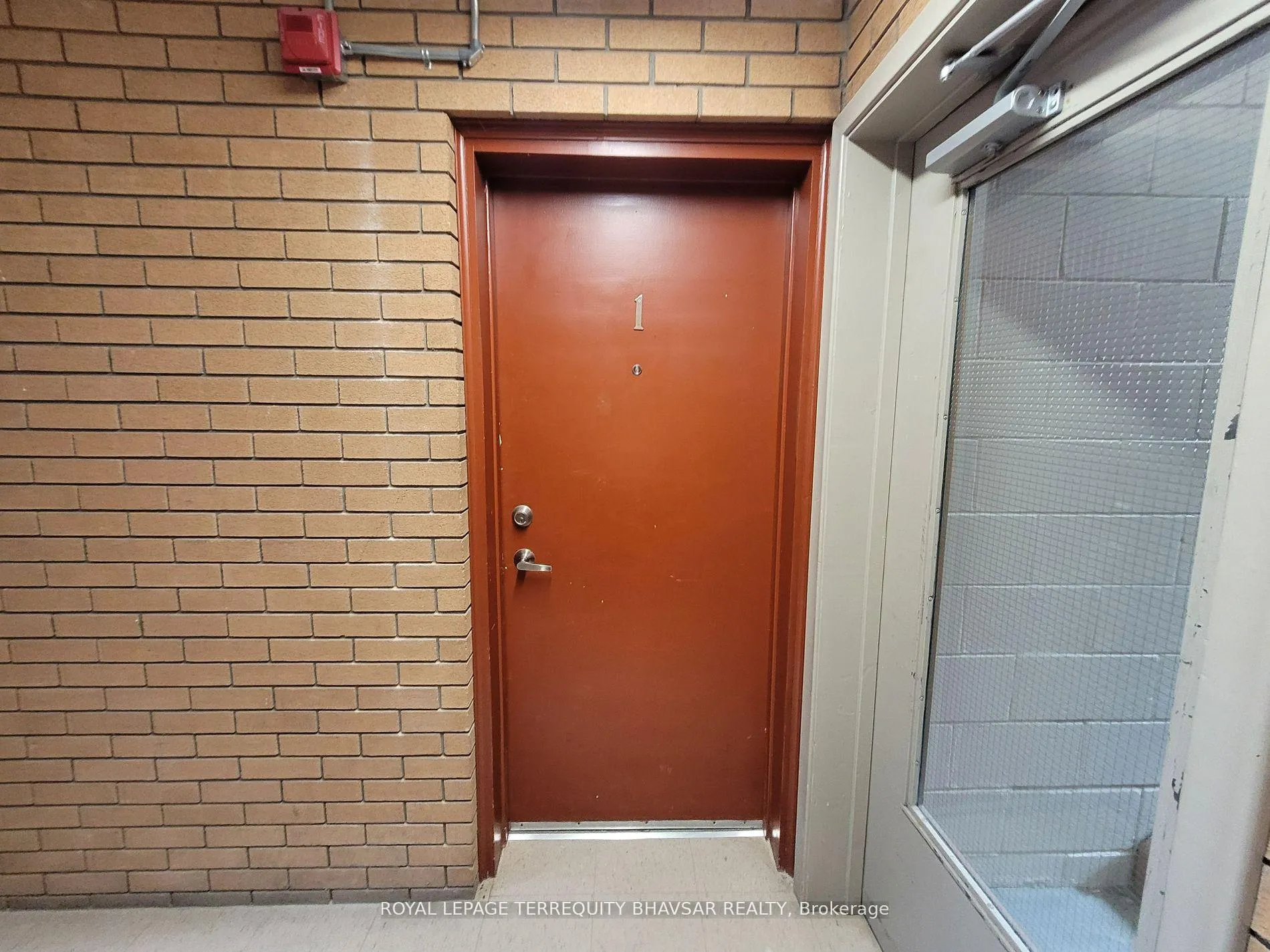 Photo 2 of Unit 5, 521 Park Street, Kitchener — HOMEH