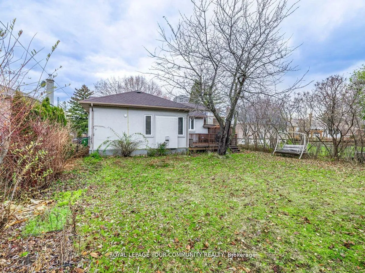 Photo 29 of 9 Robson Place E, North York, Newtonbrook West — HOMEH
