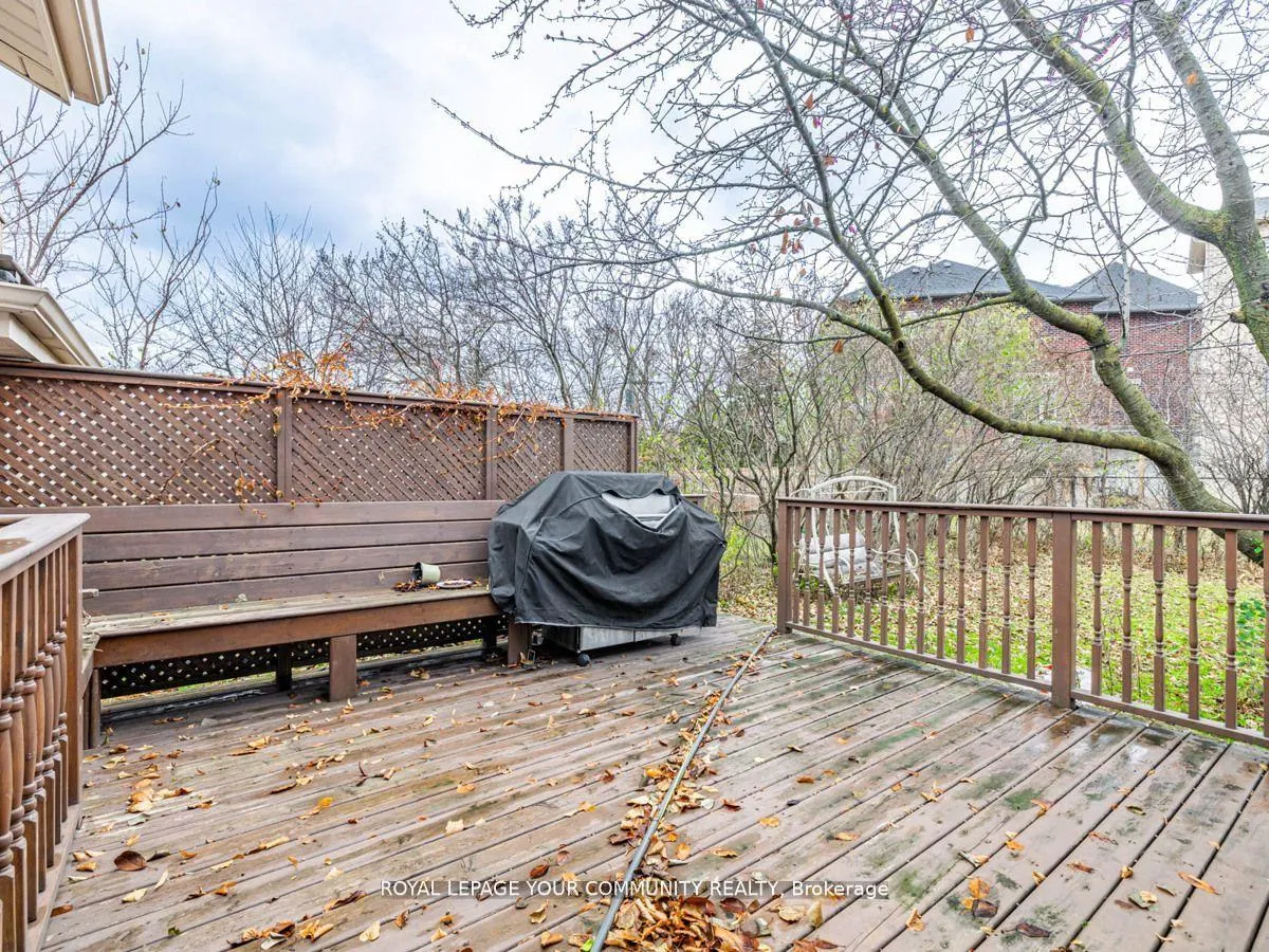 Photo 31 of 9 Robson Place E, North York, Newtonbrook West — HOMEH