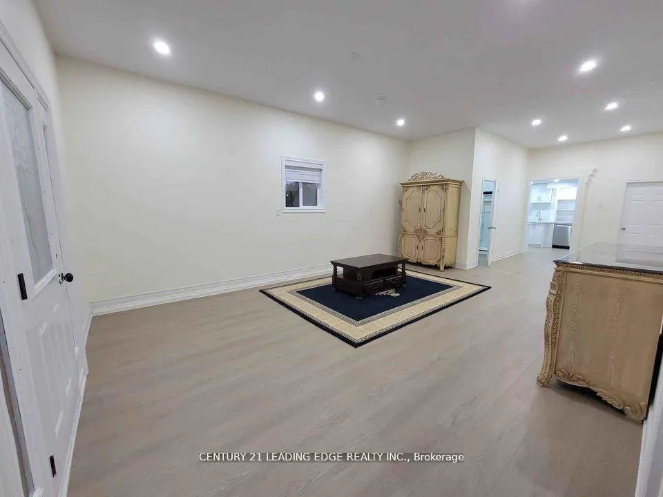 Photo 6 of Unit A, 352 Sunnyridge Road, Hamilton, Ancaster — HOMEH