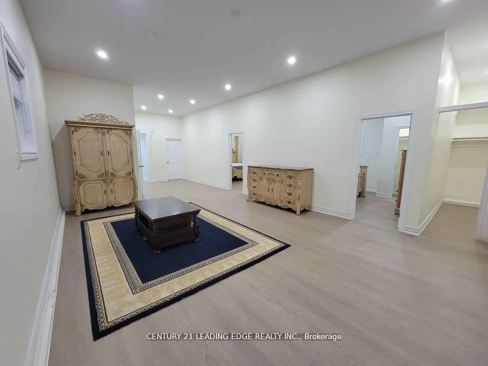 Photo 7 of Unit A, 352 Sunnyridge Road, Hamilton, Ancaster — HOMEH