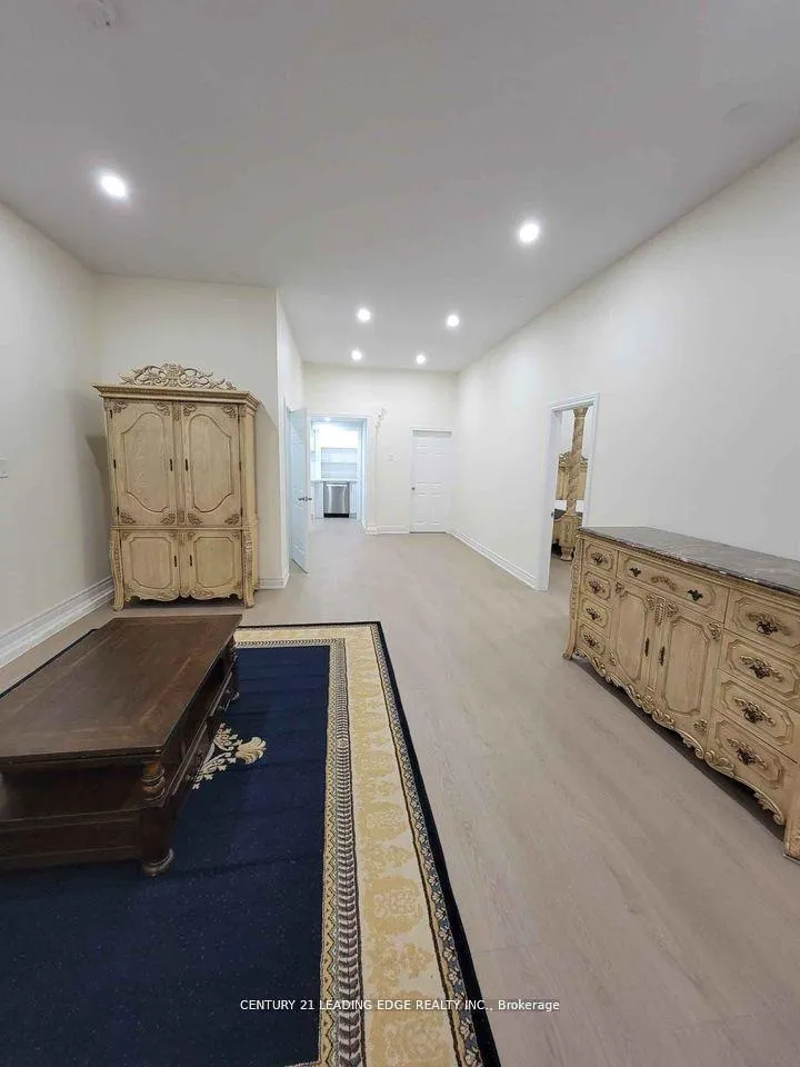 Photo 8 of Unit A, 352 Sunnyridge Road, Hamilton, Ancaster — HOMEH