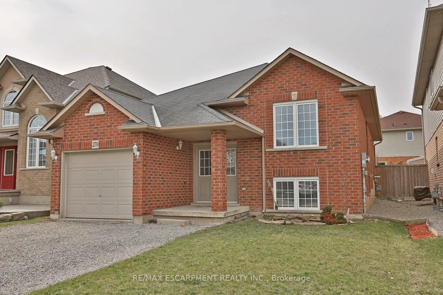 Photo 1 of Unit 2, 279 Nashville Circle, Hamilton, Gershome — HOMEH