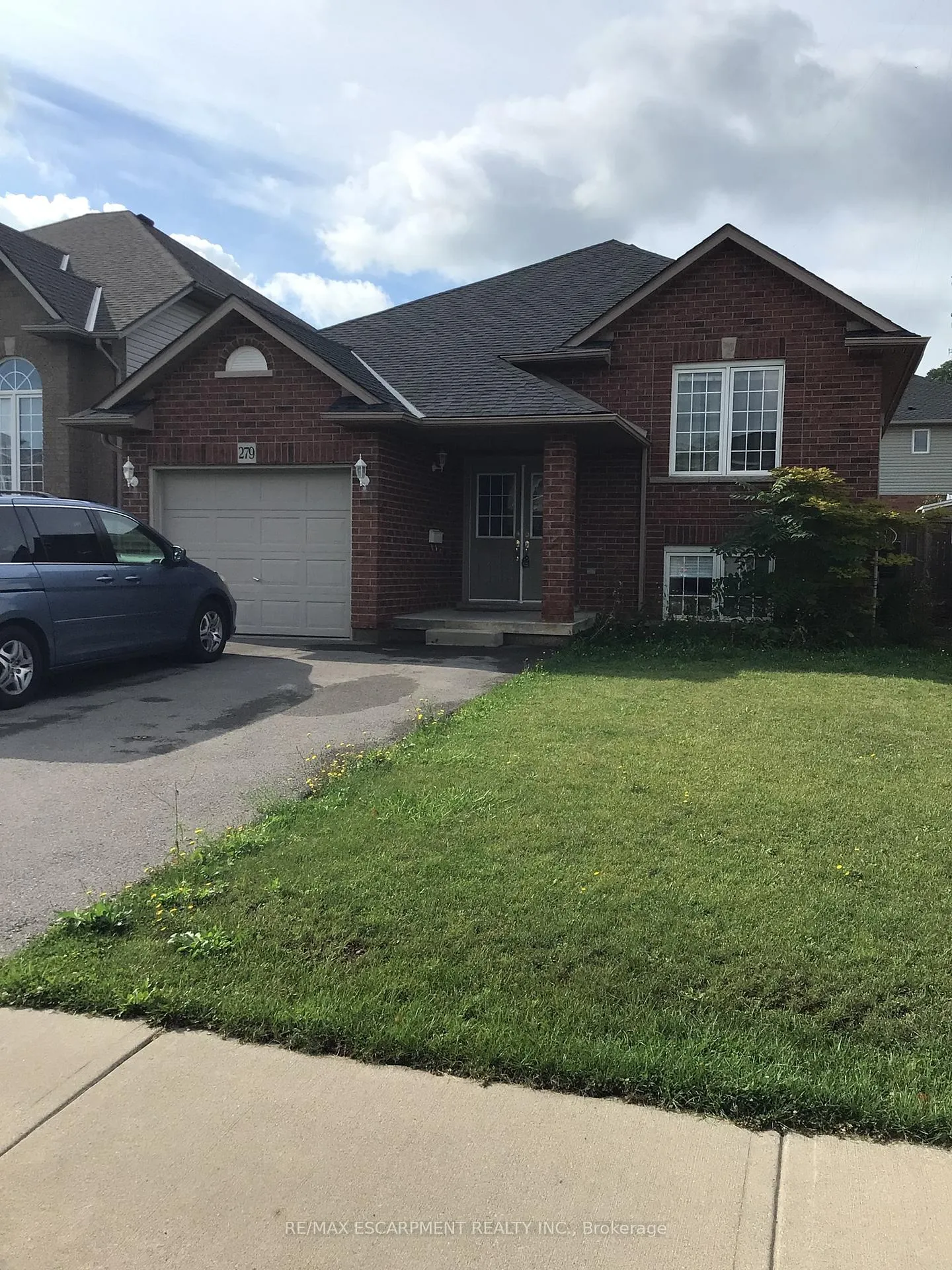 Photo 16 of Unit 2, 279 Nashville Circle, Hamilton, Gershome — HOMEH