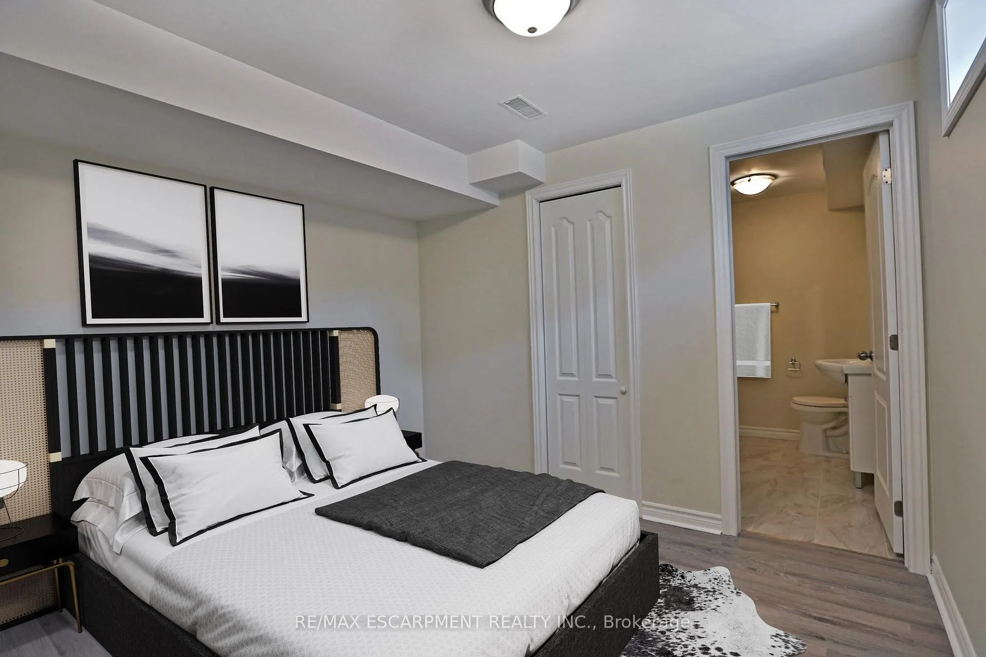 Photo 27 of Unit 2, 279 Nashville Circle, Hamilton, Gershome — HOMEH