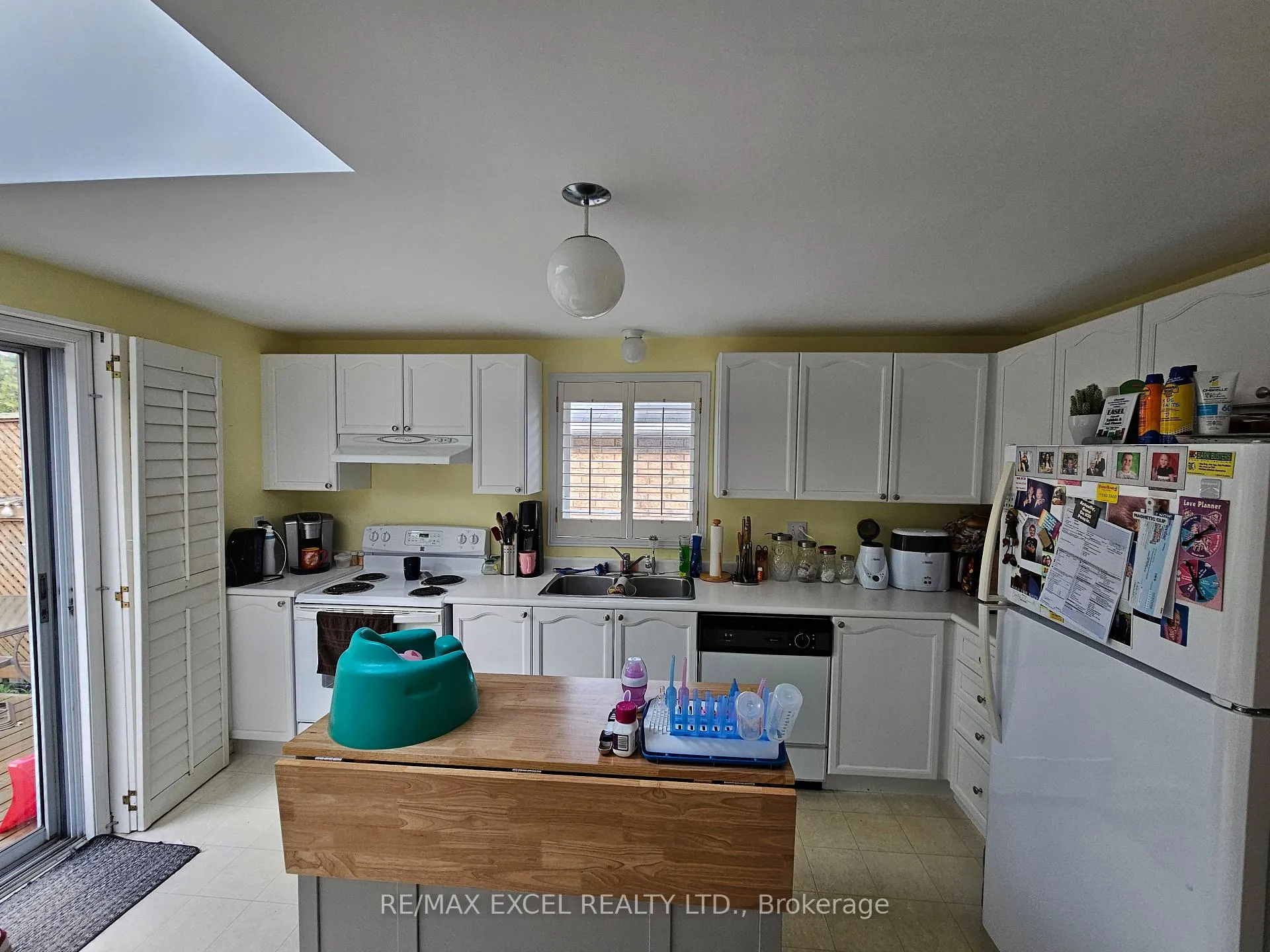 Photo 6 of 21 Finlay Road, Barrie, Sunnidale — HOMEH