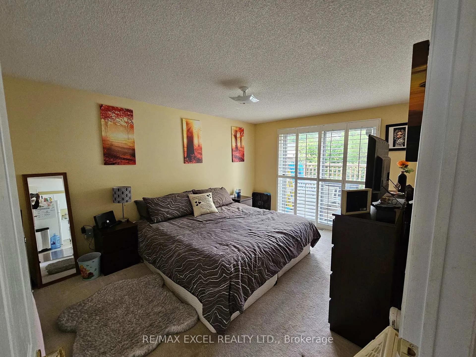 Photo 11 of 21 Finlay Road, Barrie, Sunnidale — HOMEH