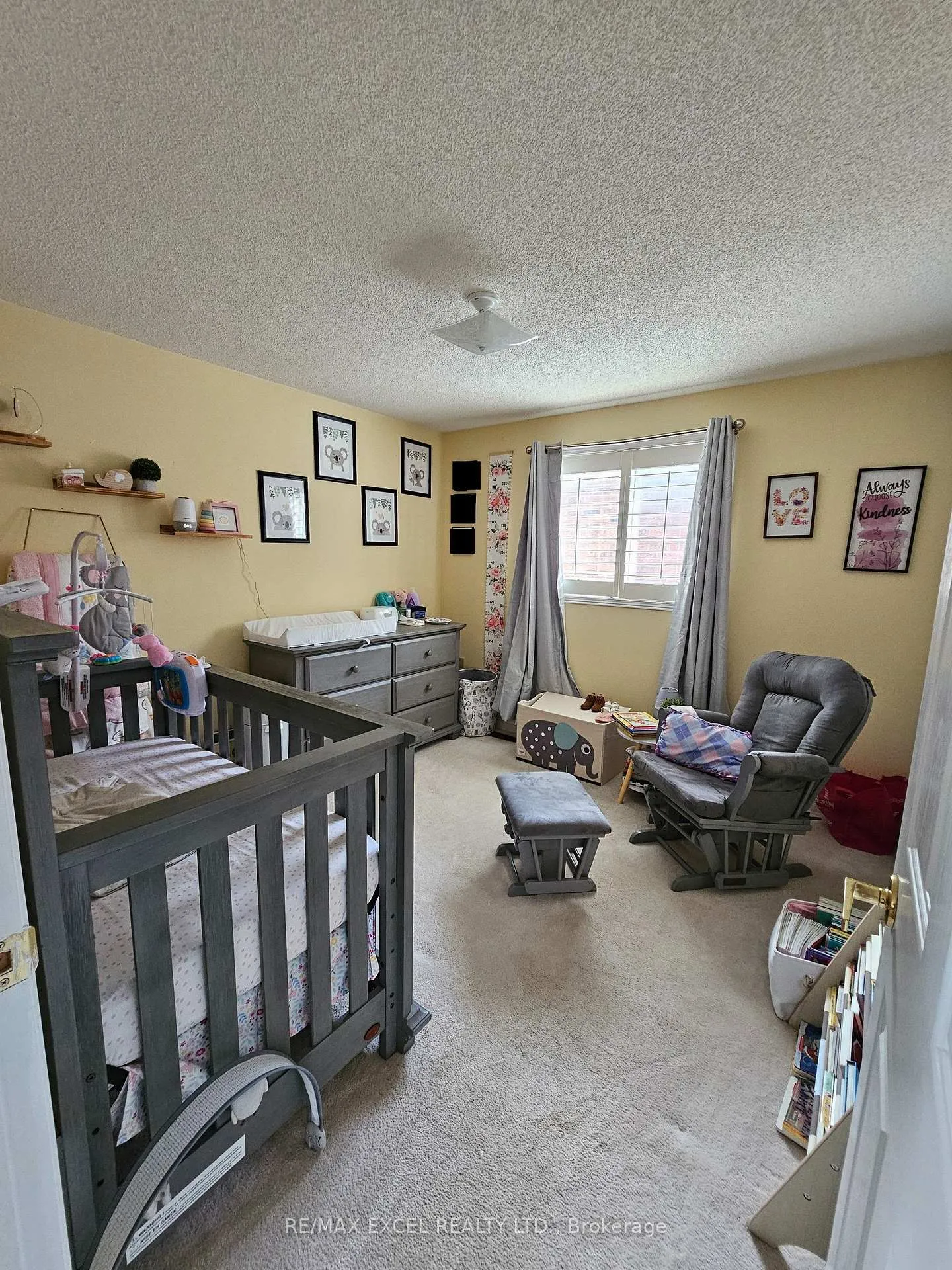 Photo 12 of 21 Finlay Road, Barrie, Sunnidale — HOMEH
