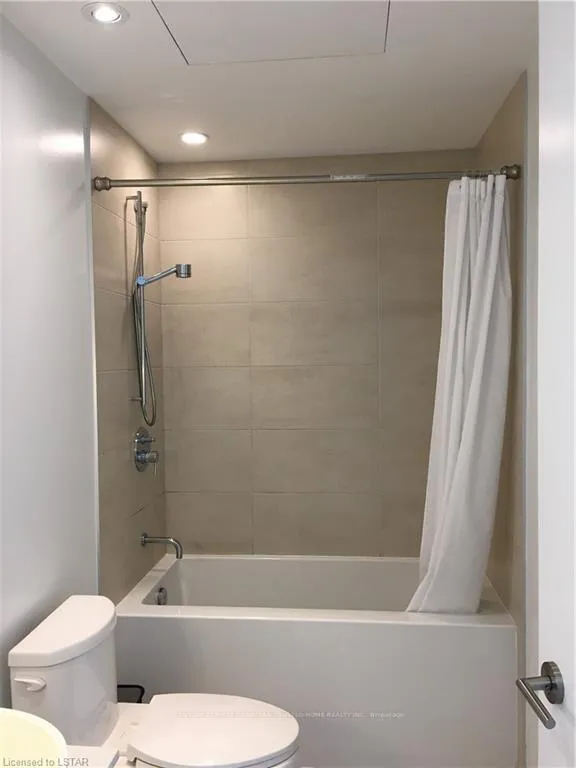 Photo 17 of Unit 3411, 185 Roehampton Avenue, Toronto, Mount Pleasant West — HOMEH