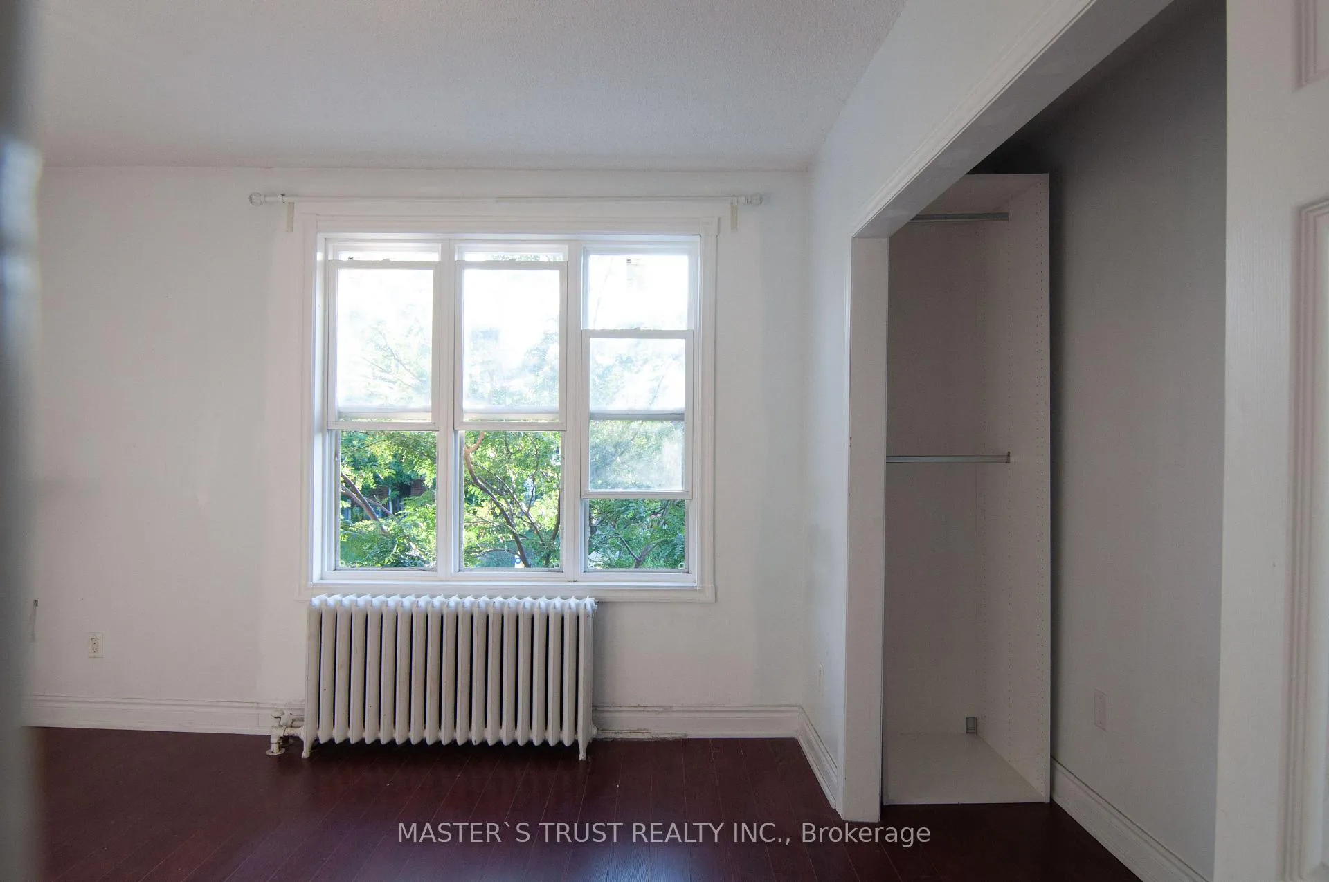 Photo 12 of Unit Upper, 567 Oakwood Avenue, Toronto, Oakwood Village — HOMEH