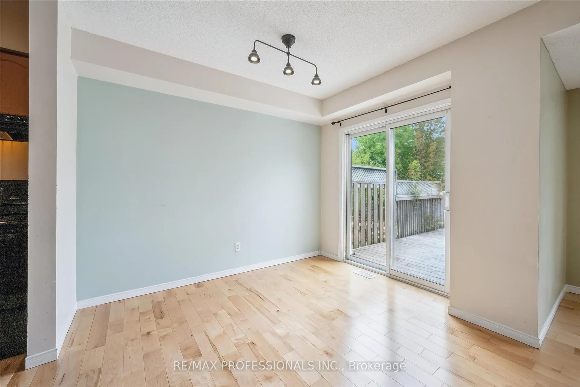 Photo 14 of 165 Silurian Drive, Guelph, Grange Road — HOMEH