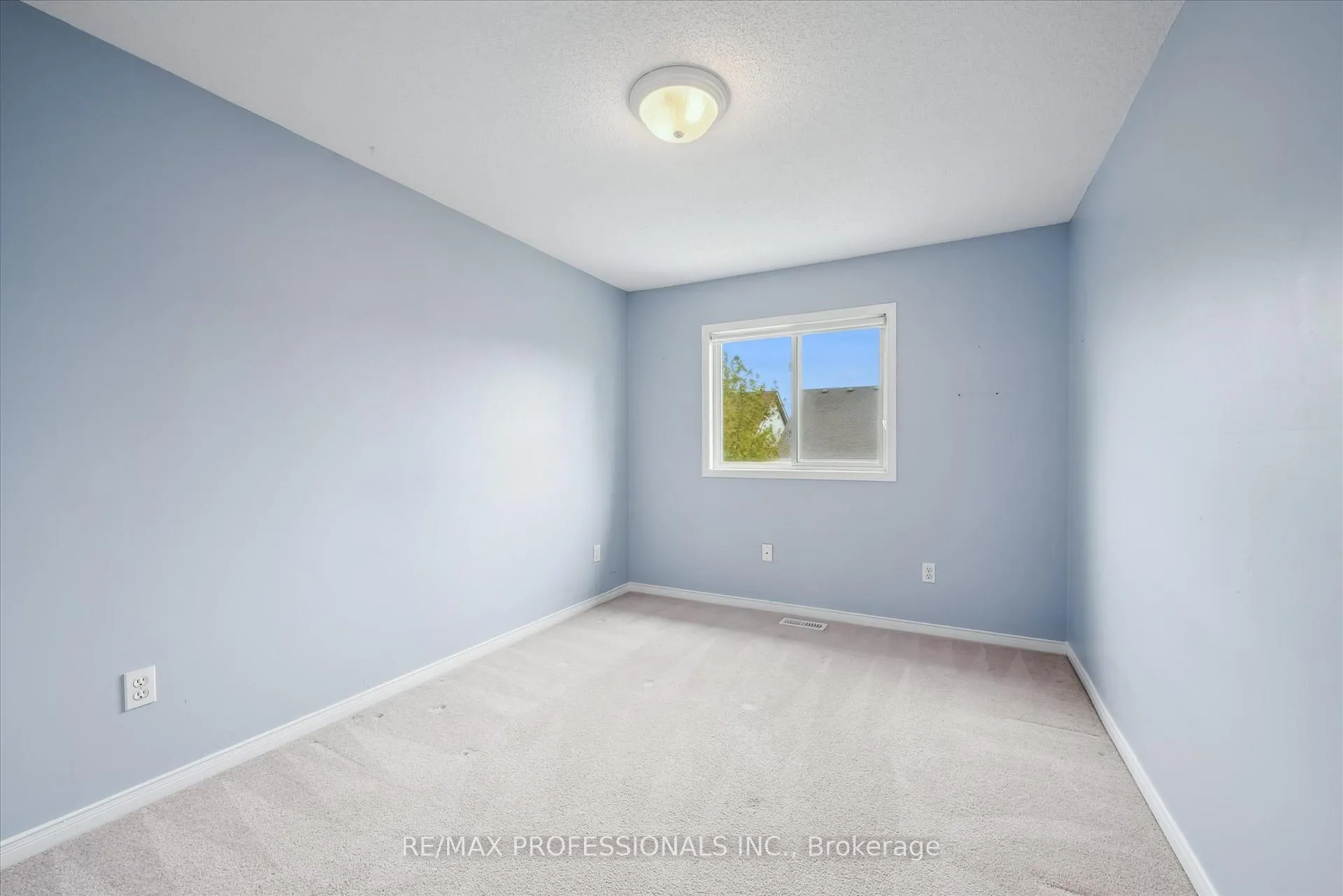 Photo 21 of 165 Silurian Drive, Guelph, Grange Road — HOMEH