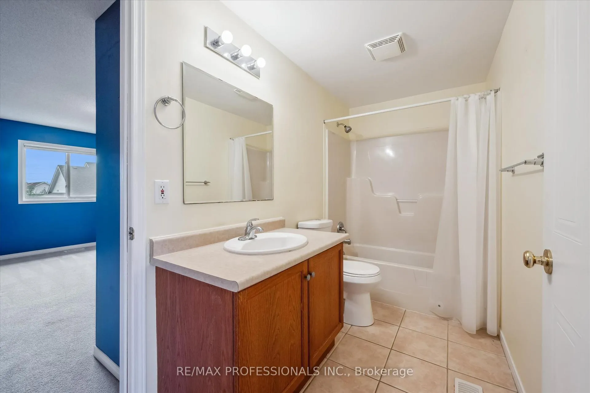 Photo 22 of 165 Silurian Drive, Guelph, Grange Road — HOMEH