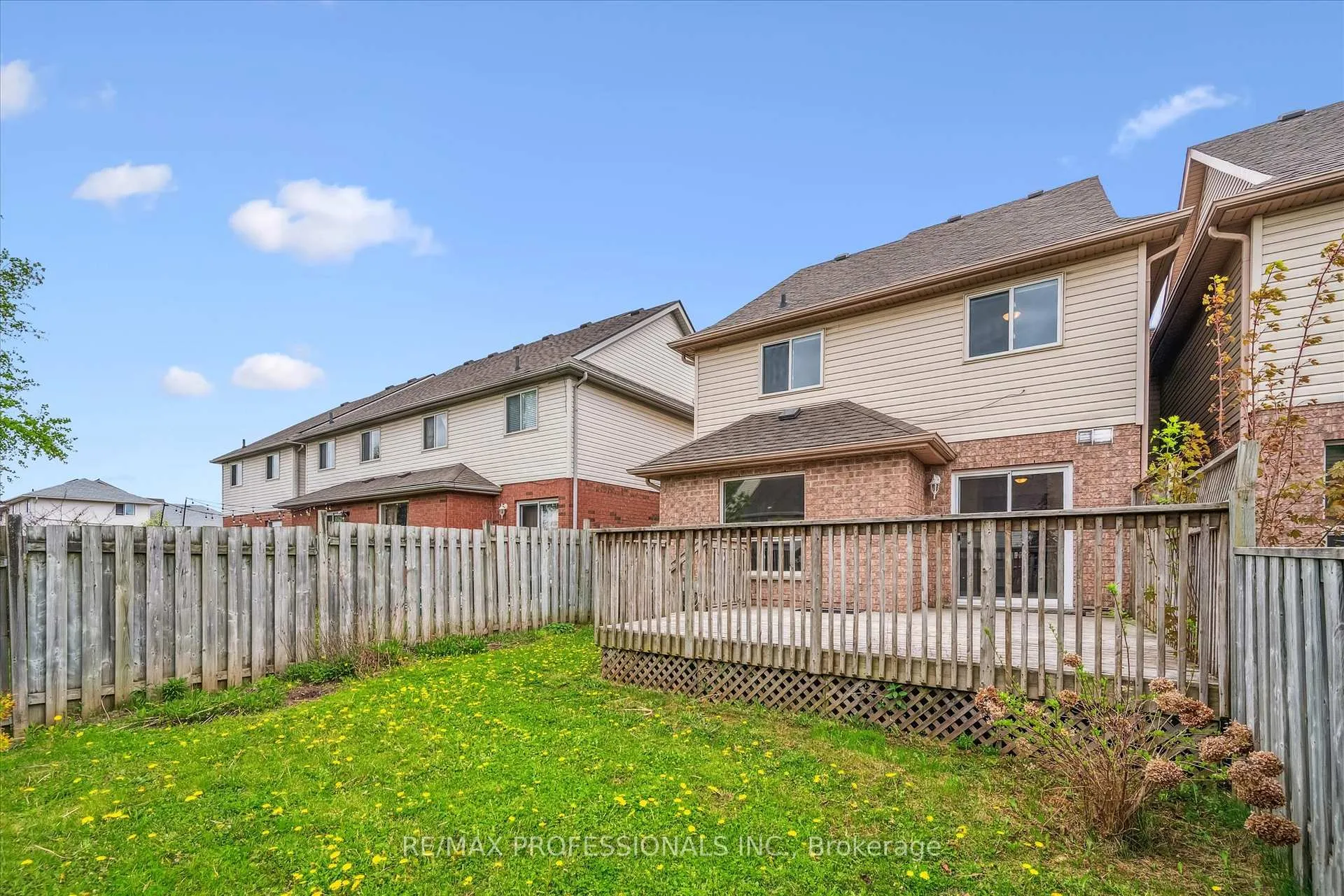Photo 28 of 165 Silurian Drive, Guelph, Grange Road — HOMEH