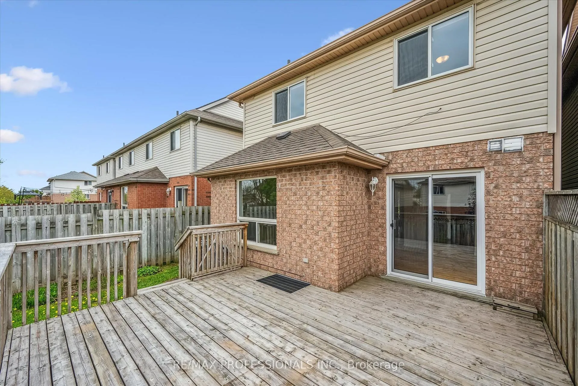 Photo 29 of 165 Silurian Drive, Guelph, Grange Road — HOMEH