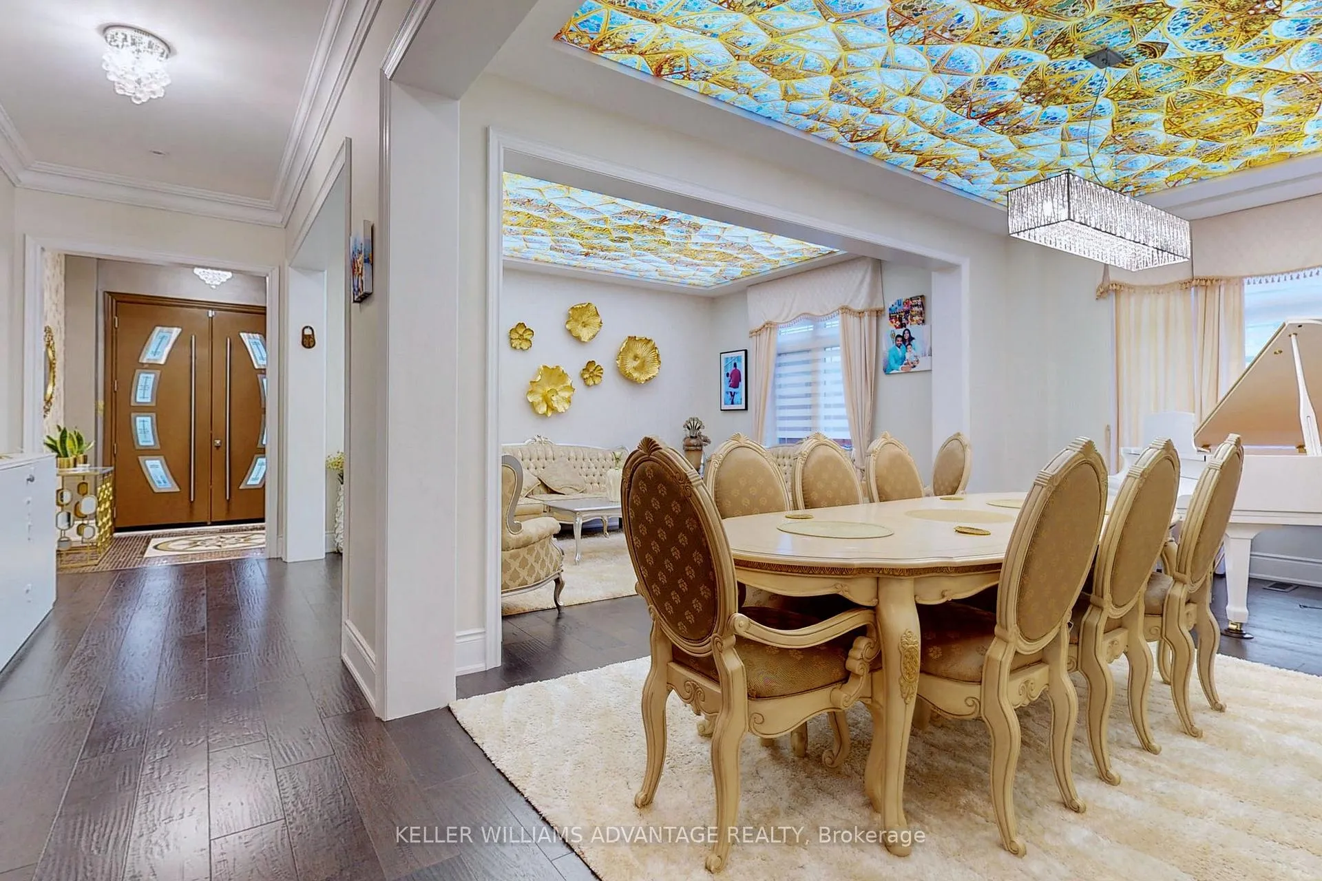 Photo 3 of 51 Finland Drive, Vaughan, Kleinburg — HOMEH