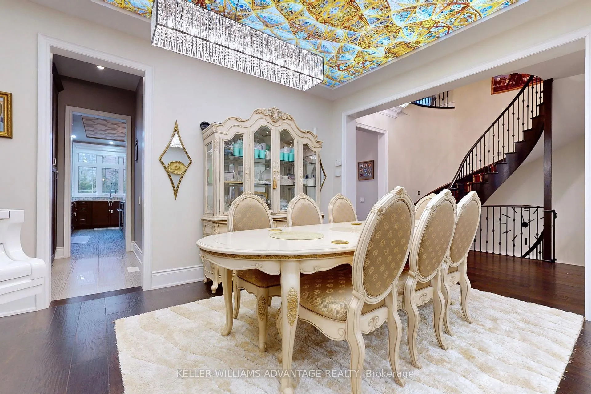 Photo 7 of 51 Finland Drive, Vaughan, Kleinburg — HOMEH