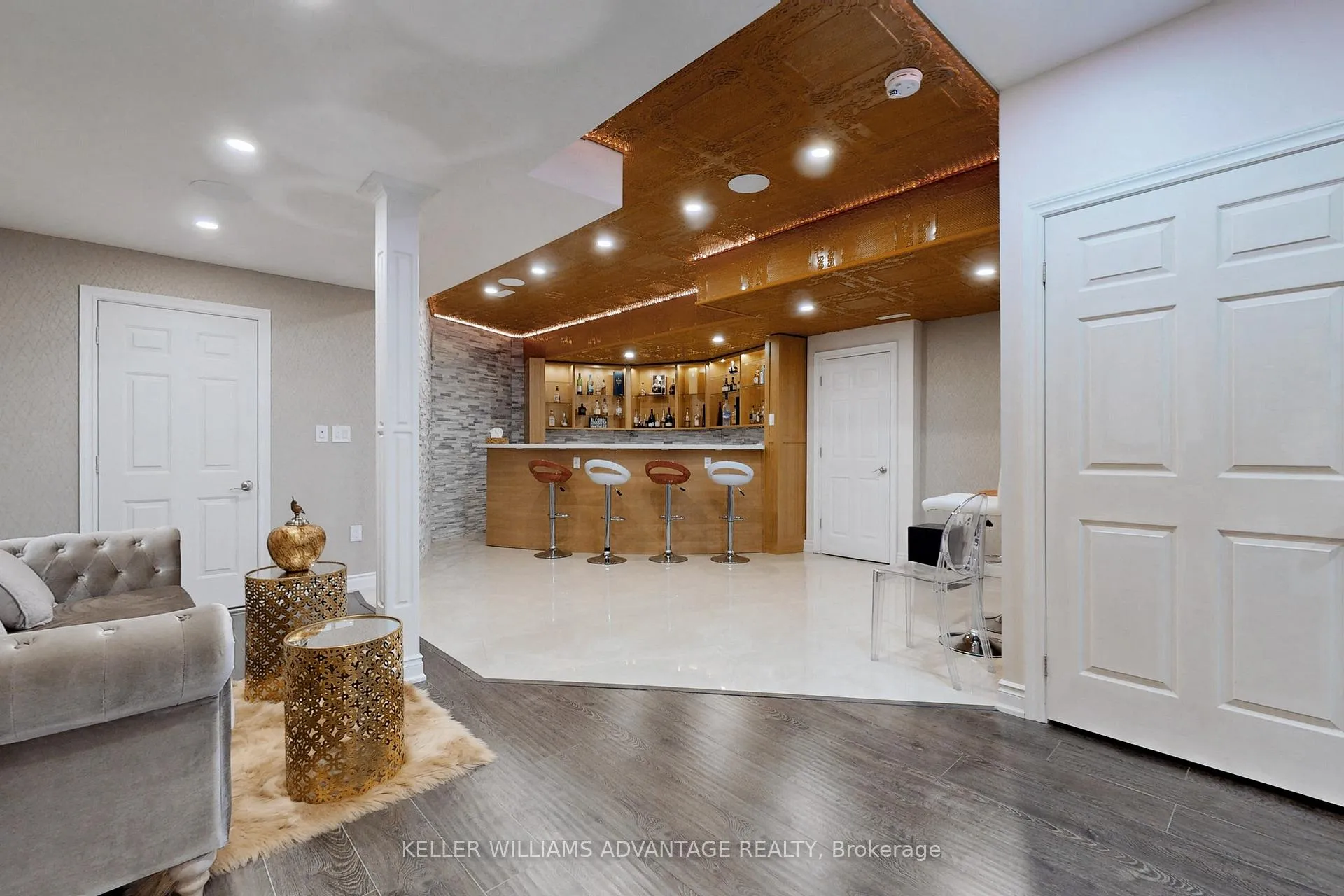Photo 36 of 51 Finland Drive, Vaughan, Kleinburg — HOMEH