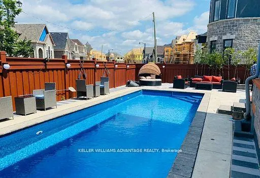 Photo 43 of 51 Finland Drive, Vaughan, Kleinburg — HOMEH