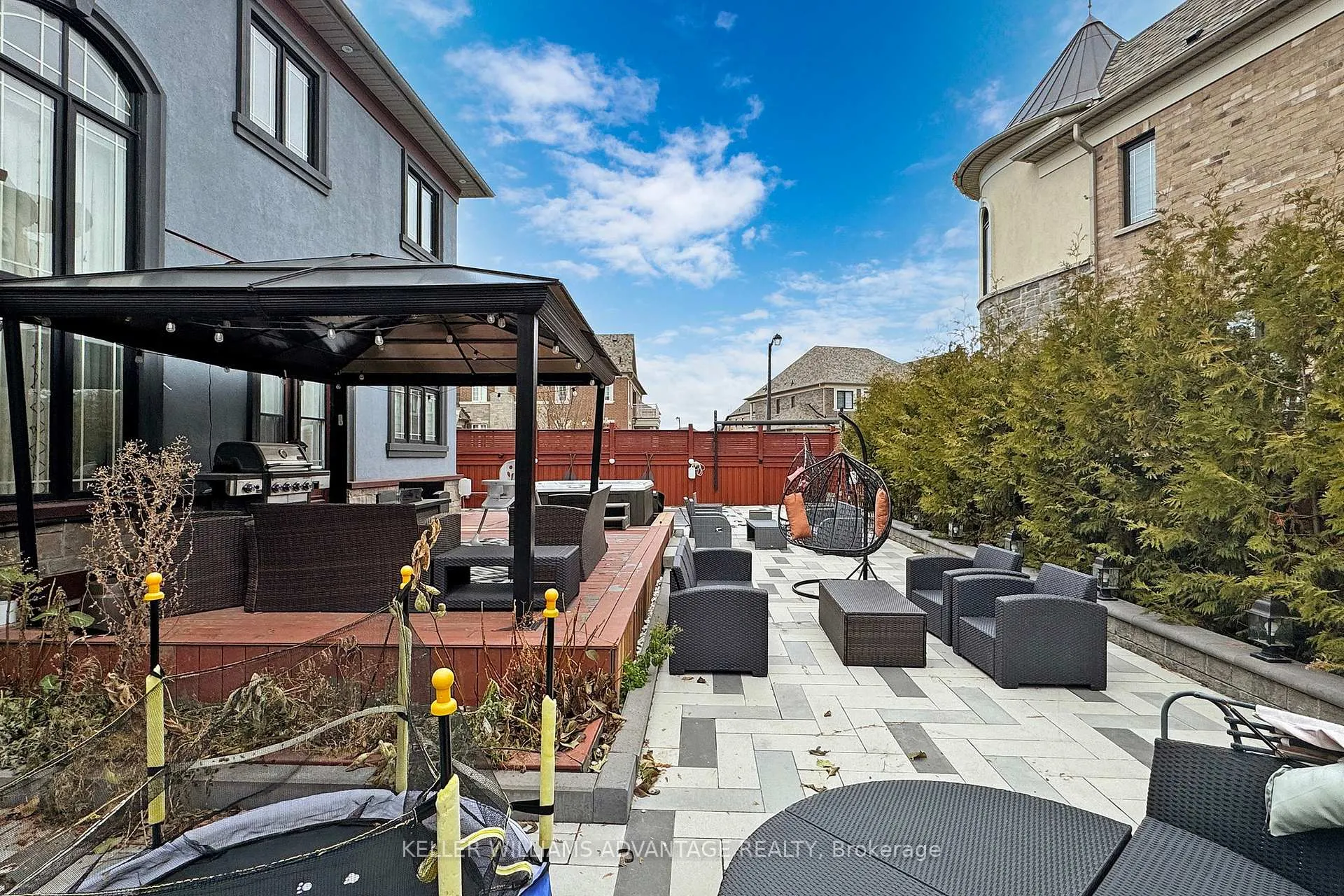 Photo 47 of 51 Finland Drive, Vaughan, Kleinburg — HOMEH