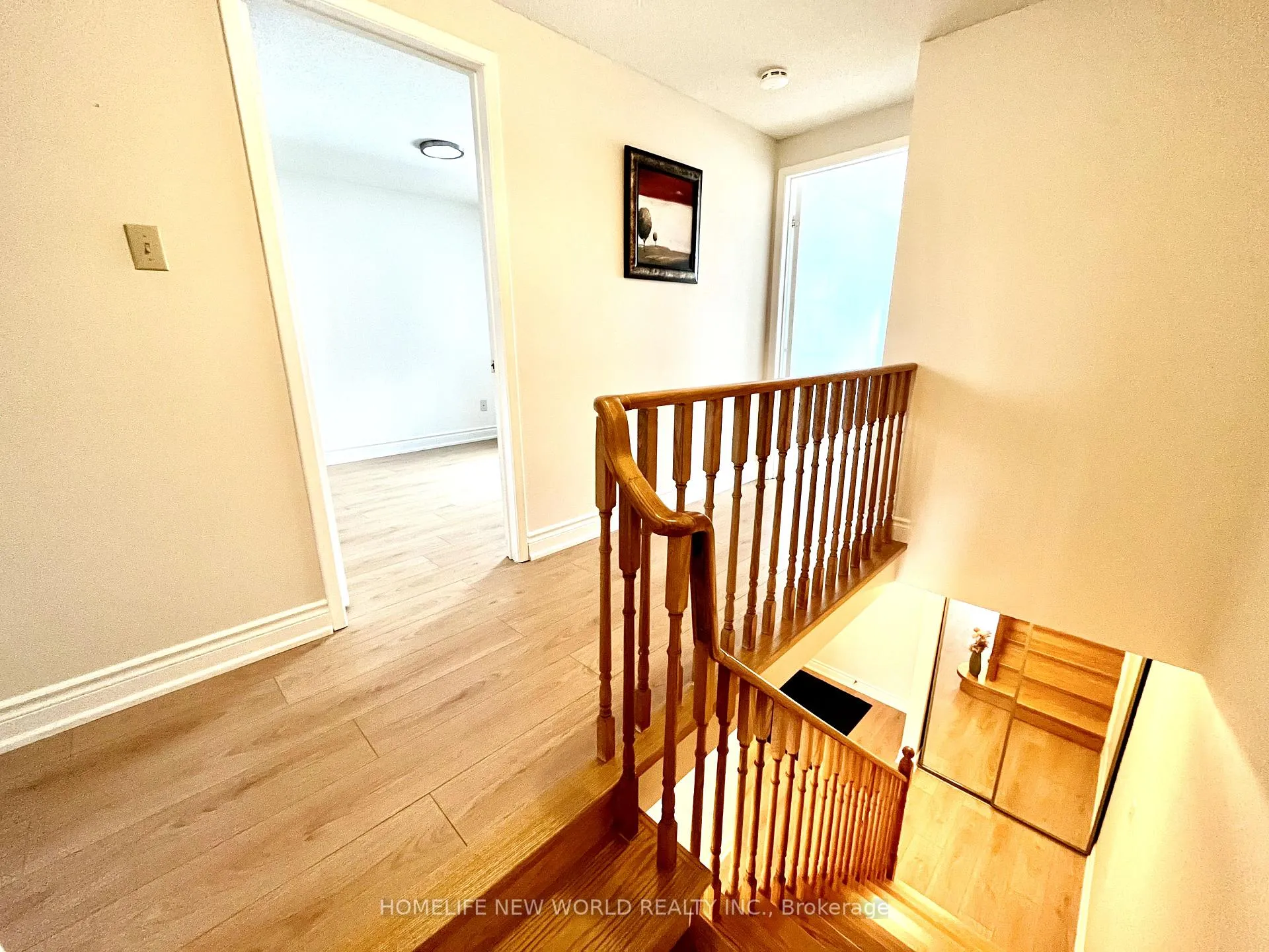 Photo 9 of 102 Ducatel Crescent, Ajax, Central — HOMEH