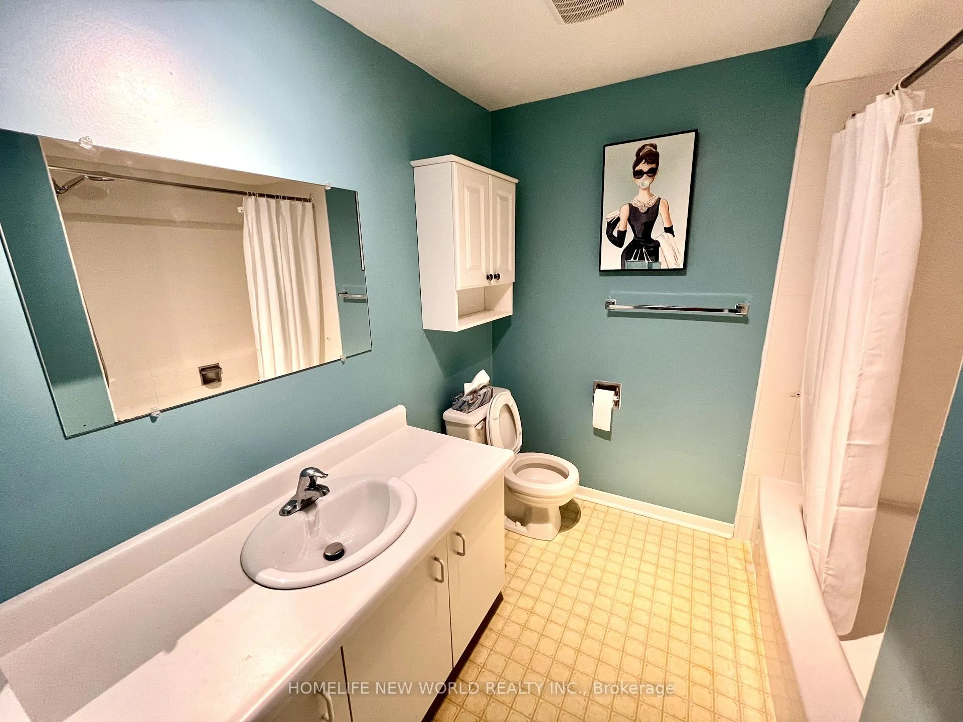 Photo 13 of 102 Ducatel Crescent, Ajax, Central — HOMEH