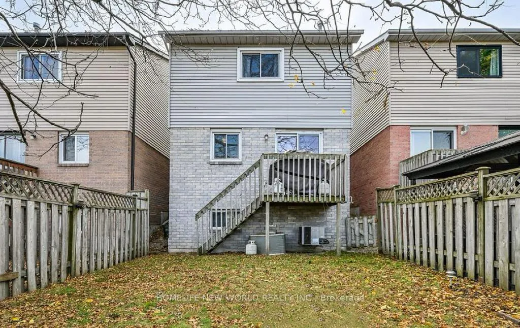 Photo 15 of 102 Ducatel Crescent, Ajax, Central — HOMEH