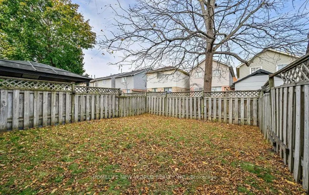 Photo 16 of 102 Ducatel Crescent, Ajax, Central — HOMEH