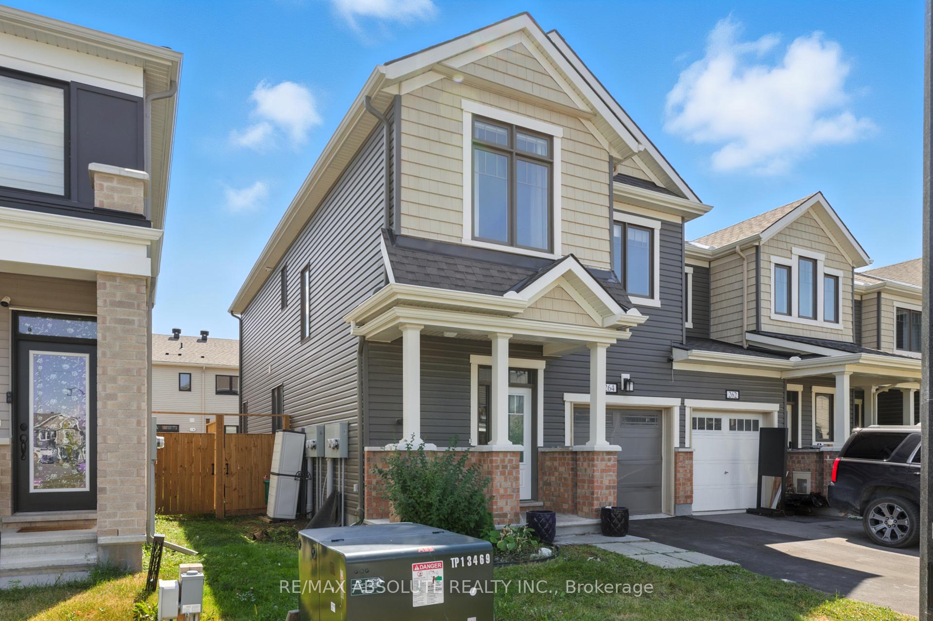 Photo 4 of 264 Atima Circle, Ottawa, Barrhaven - Half Moon Bay — HOMEH