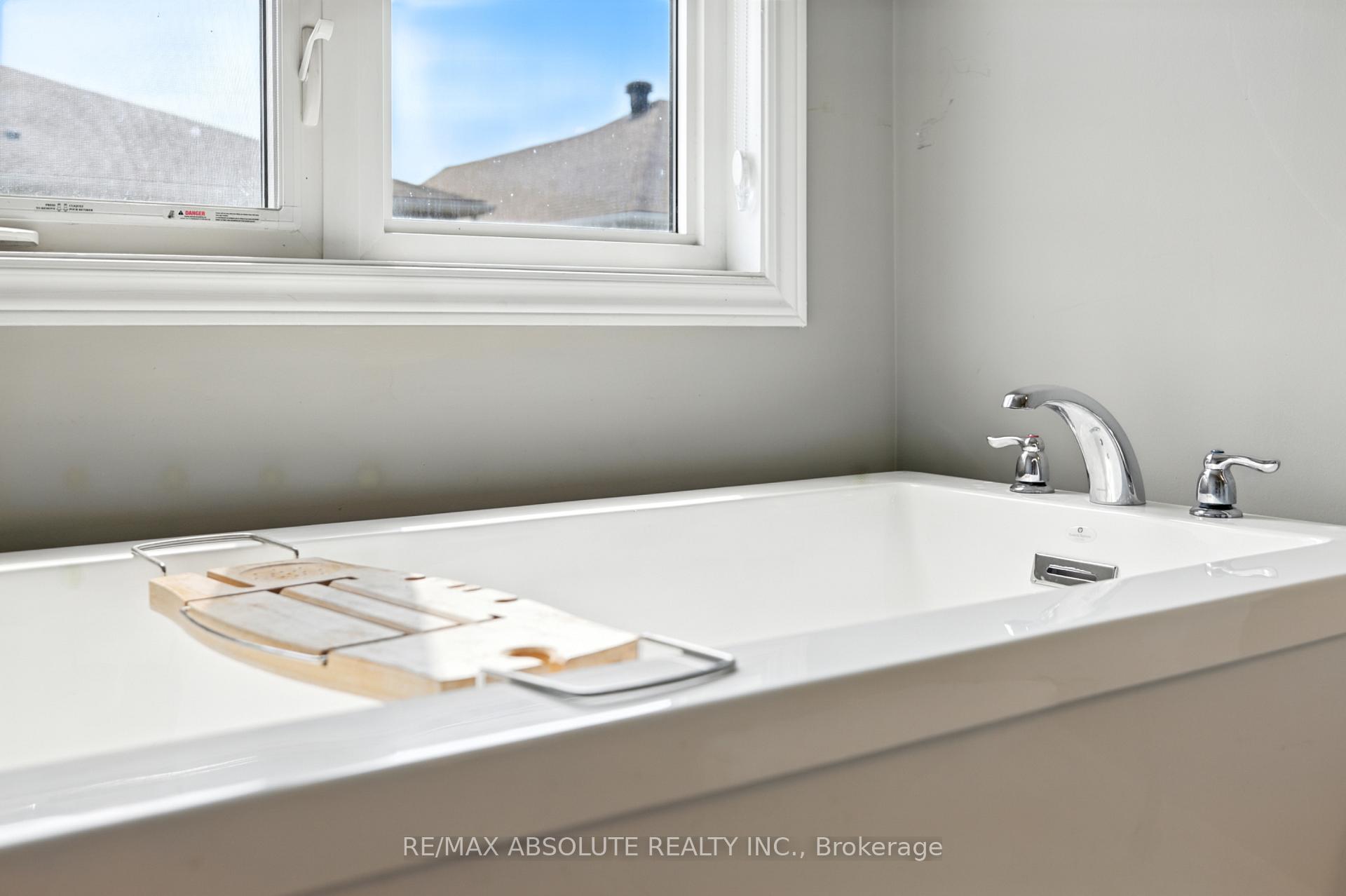 Photo 27 of 264 Atima Circle, Ottawa, Barrhaven - Half Moon Bay — HOMEH