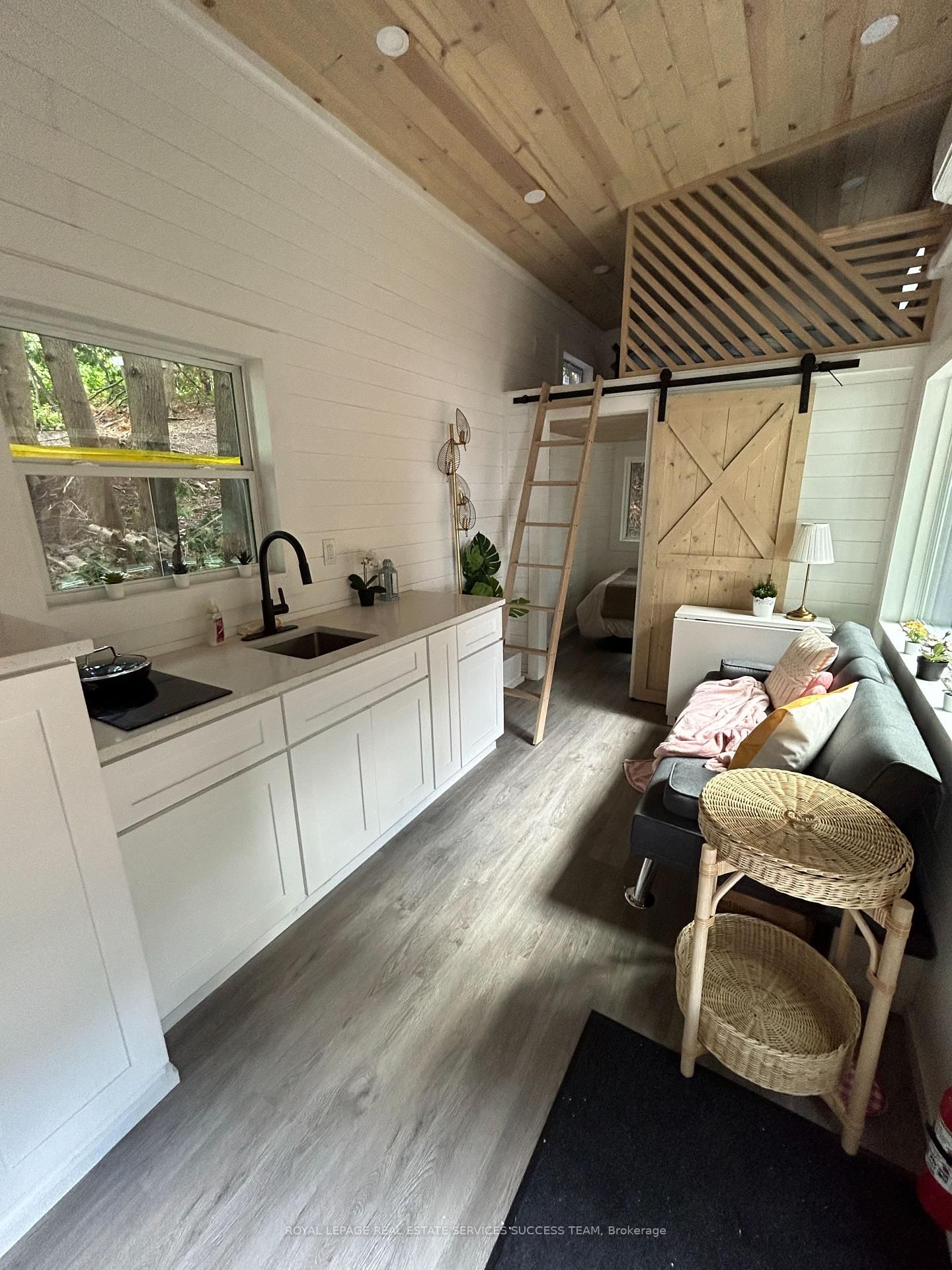 Photo 6 of 78 WEST Lane, Selwyn — HOMEH