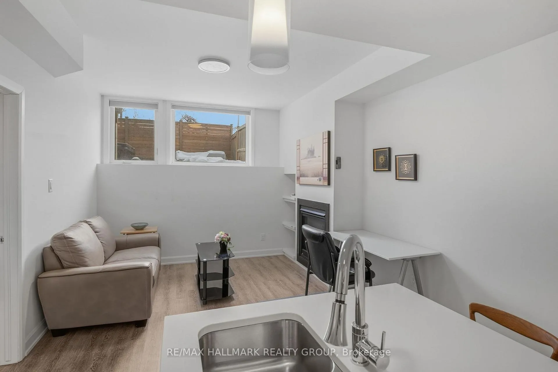 Photo 7 of Unit B, 506 Mutual Street, Ottawa, Castle Heights — HOMEH