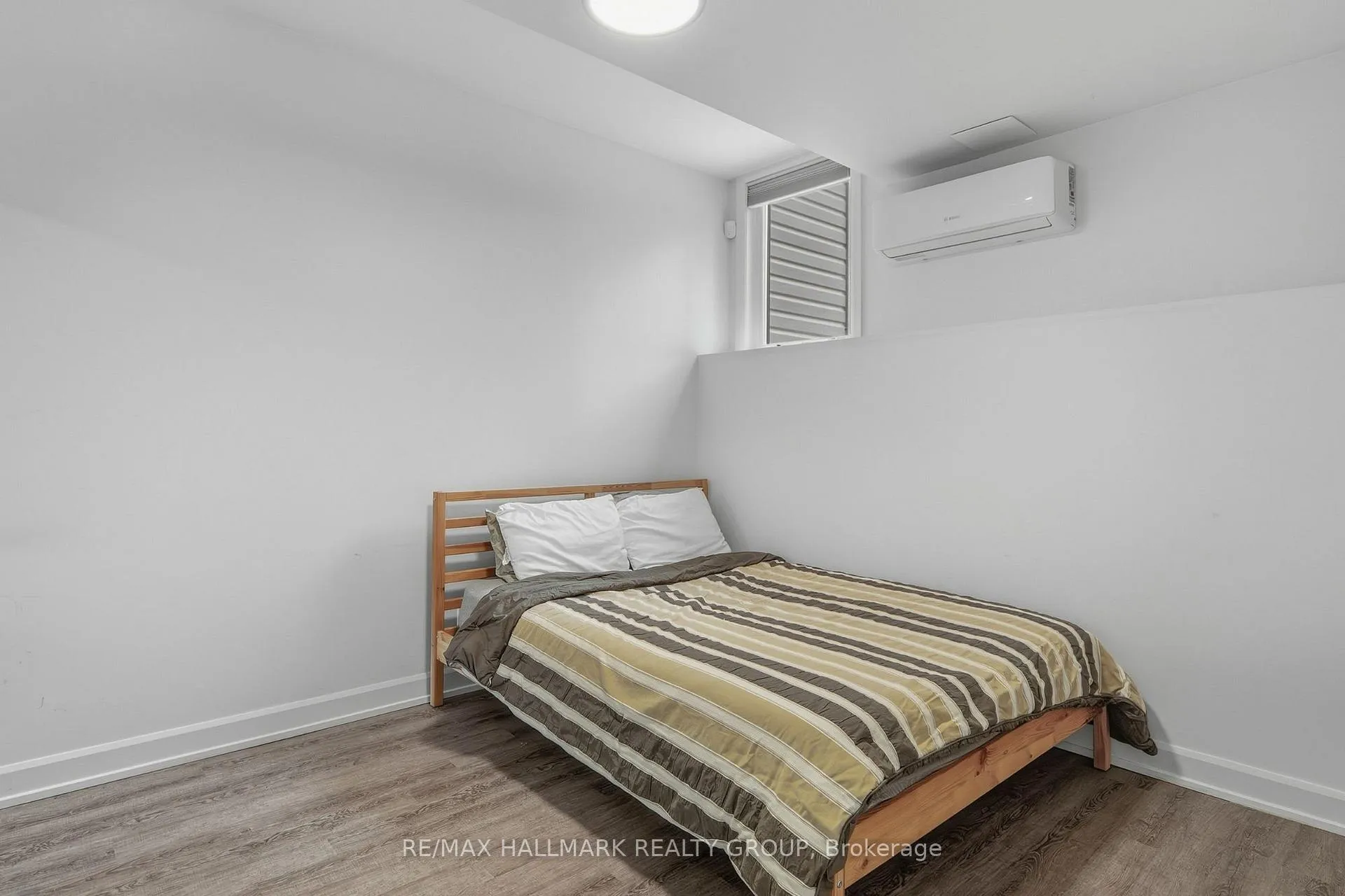 Photo 10 of Unit B, 506 Mutual Street, Ottawa, Castle Heights — HOMEH