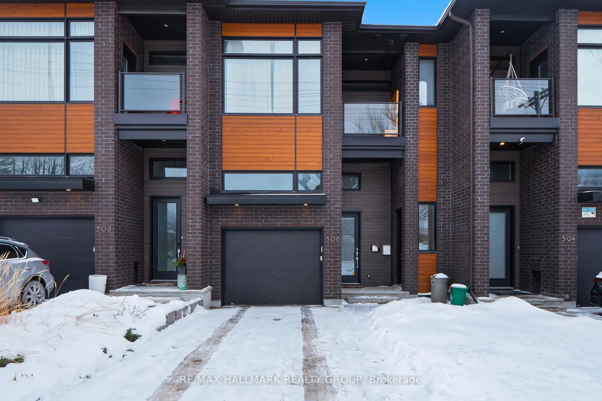 Photo 15 of Unit B, 506 Mutual Street, Ottawa, Castle Heights — HOMEH