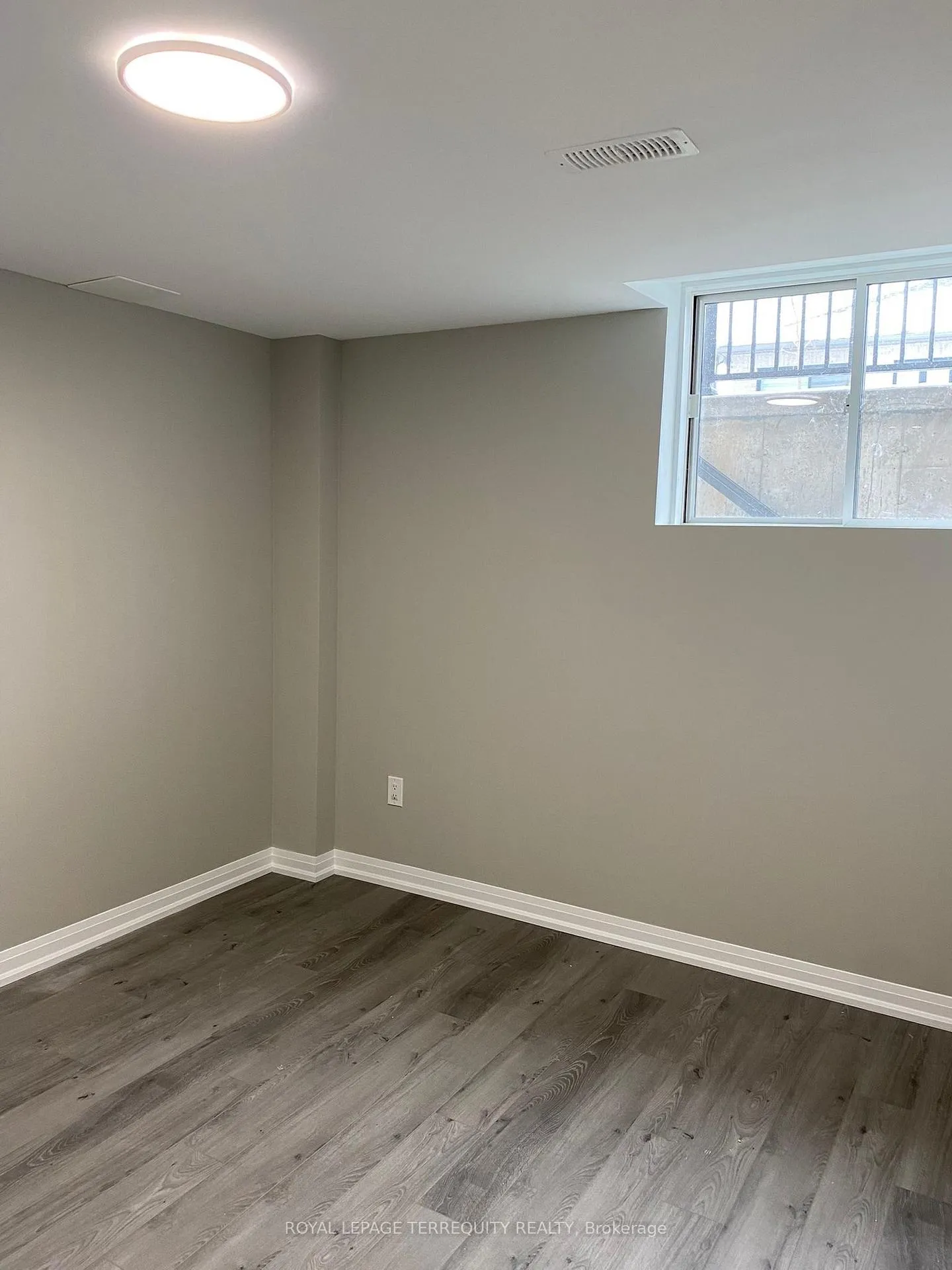Photo 3 of Unit Lower, 34 Del Ray Crescent, Wasaga Beach — HOMEH