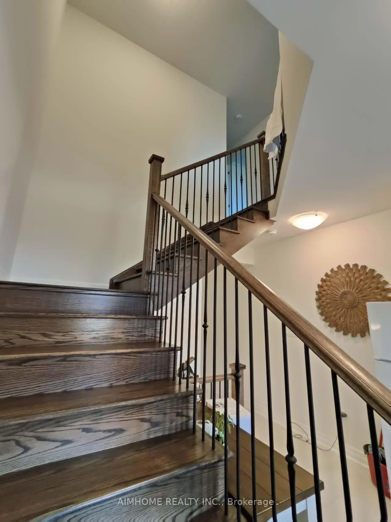 Photo 4 of 26 Navitas Crescent, Markham, Victoria Square — HOMEH