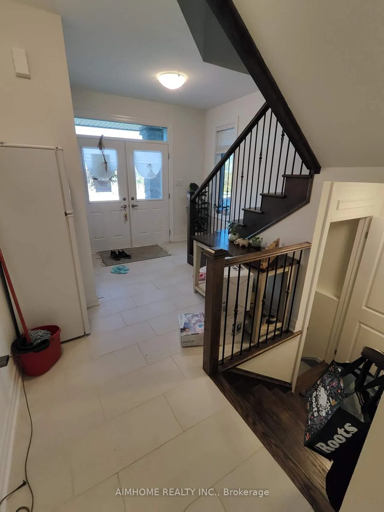 Photo 5 of 26 Navitas Crescent, Markham, Victoria Square — HOMEH