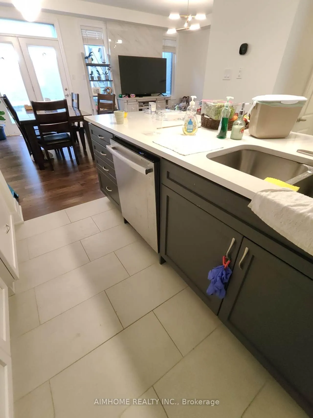 Photo 9 of 26 Navitas Crescent, Markham, Victoria Square — HOMEH