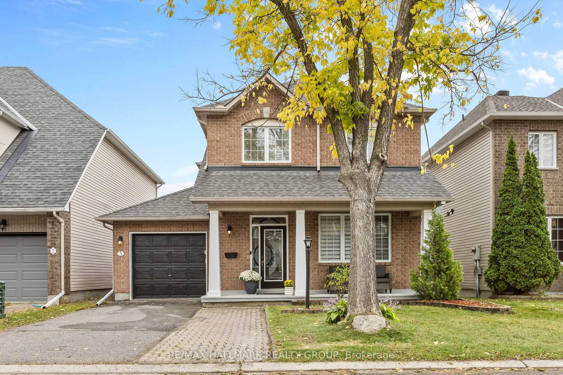 Photo 1 of 5 Rossan Street, Ottawa, Barrhaven East — HOMEH