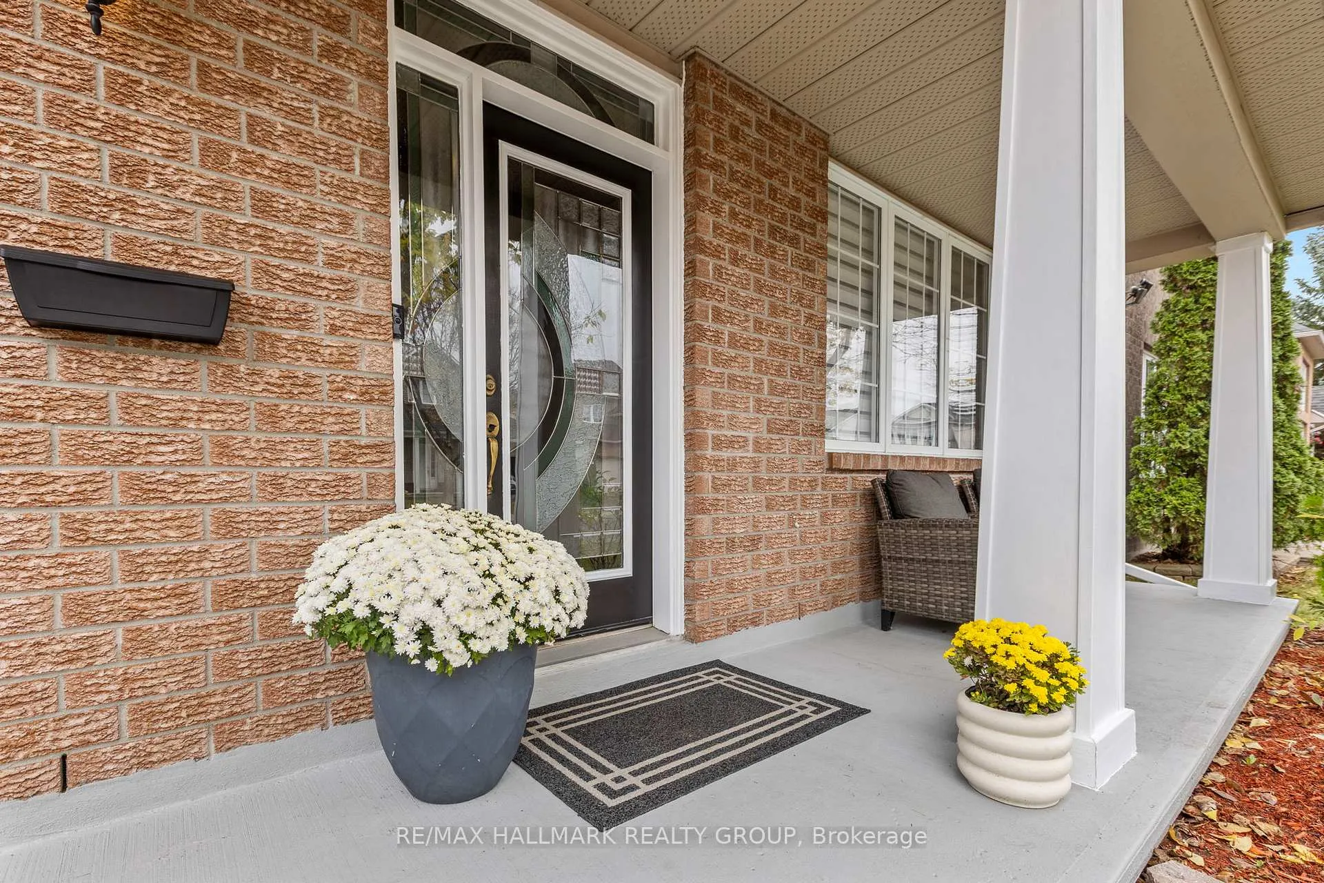 Photo 3 of 5 Rossan Street, Ottawa, Barrhaven East — HOMEH