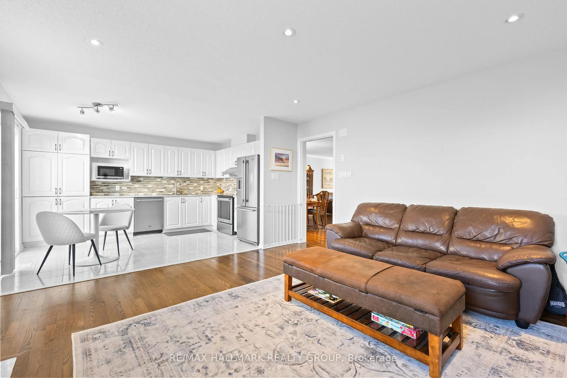 Photo 12 of 5 Rossan Street, Ottawa, Barrhaven East — HOMEH