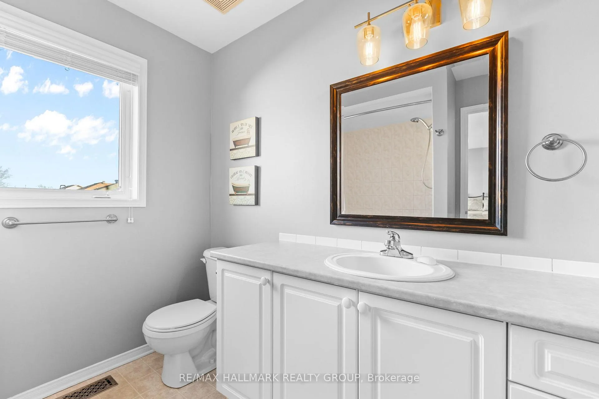 Photo 18 of 5 Rossan Street, Ottawa, Barrhaven East — HOMEH