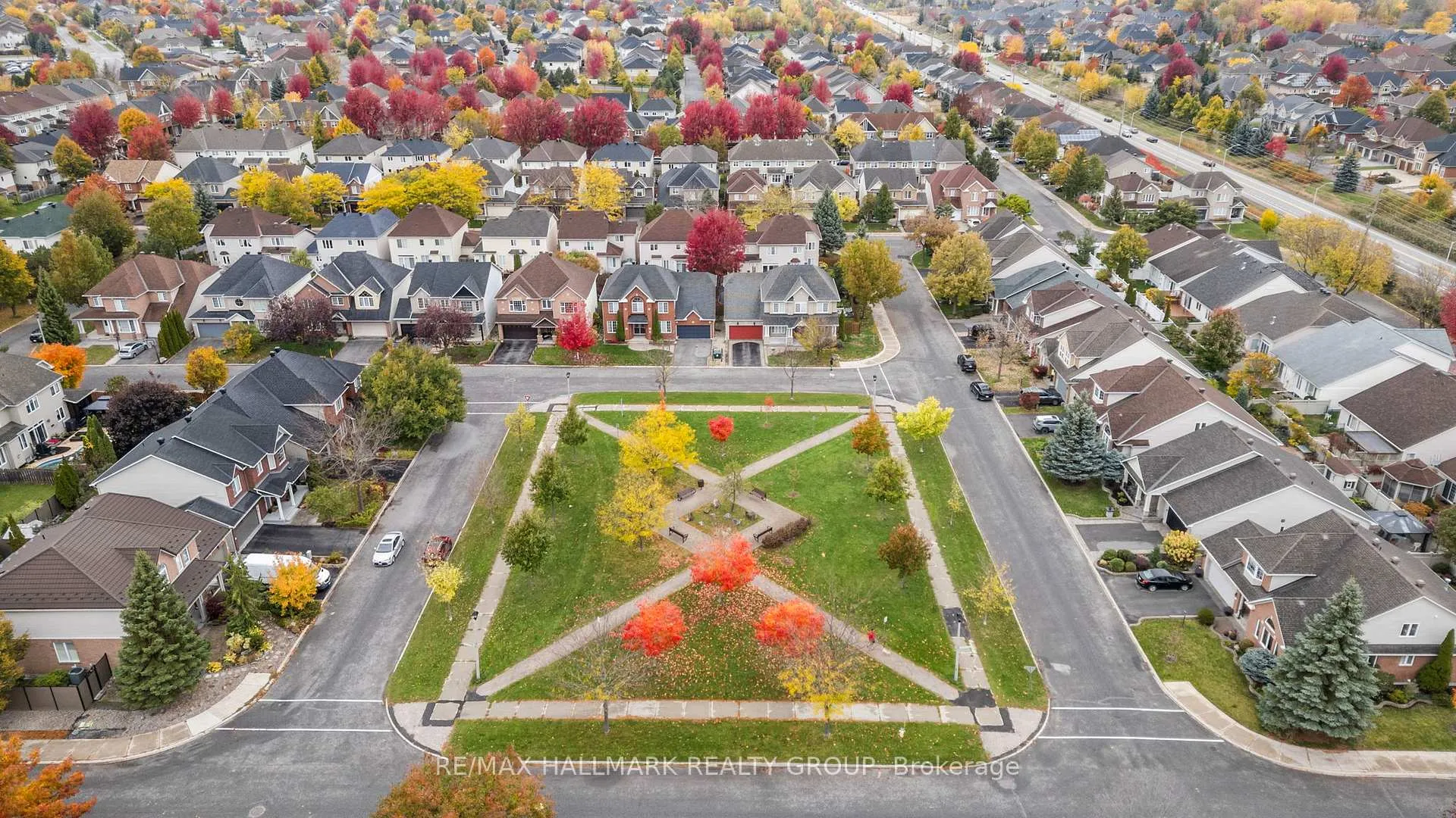 Photo 35 of 5 Rossan Street, Ottawa, Barrhaven East — HOMEH